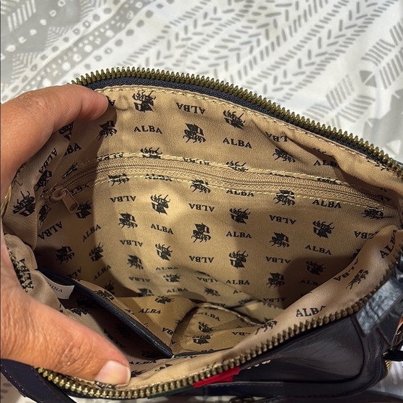 Alba Black and Gold Crossbody Bag with Luxurious Accents - Picture 3 of 4